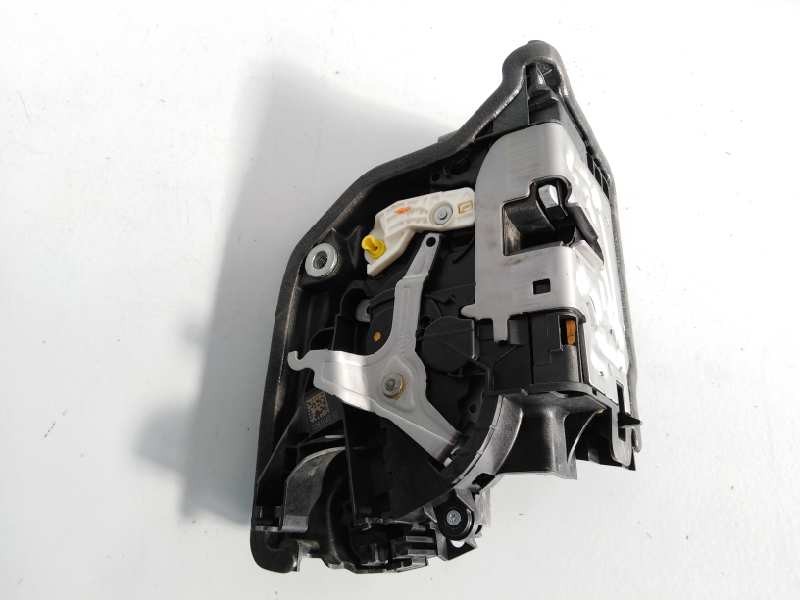 Recambio de cerradura puerta trasera derecha para bmw serie x1 (f48) sdrive18d referencia OEM IAM 51227281940 18283810 E1-A3-8-2