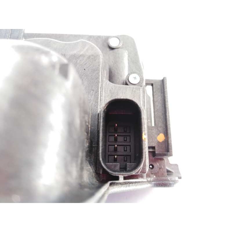 Recambio de cerradura puerta trasera derecha para bmw serie x1 (f48) sdrive18d referencia OEM IAM 51227281940 18283810 E1-A3-8-2