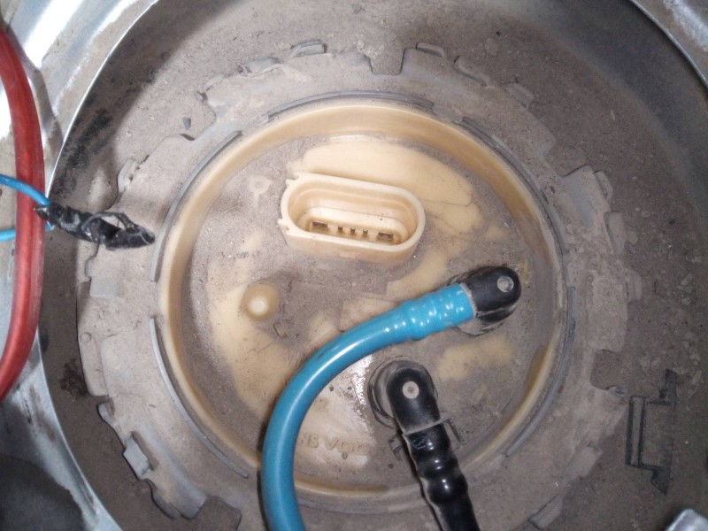 Recambio de aforador para seat leon (1p1) reference referencia OEM IAM 1K0919050J  