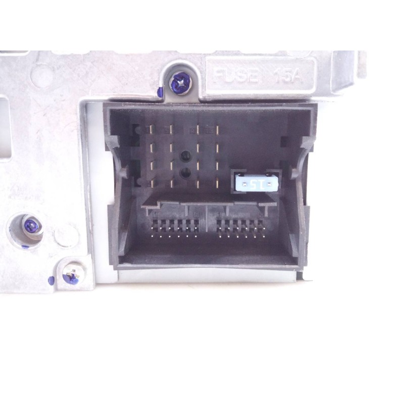 Recambio de sistema audio / radio cd para audi a4 ber. (b8) básico referencia OEM IAM 8T1035186P 8T0919603A E2-A1-15-3