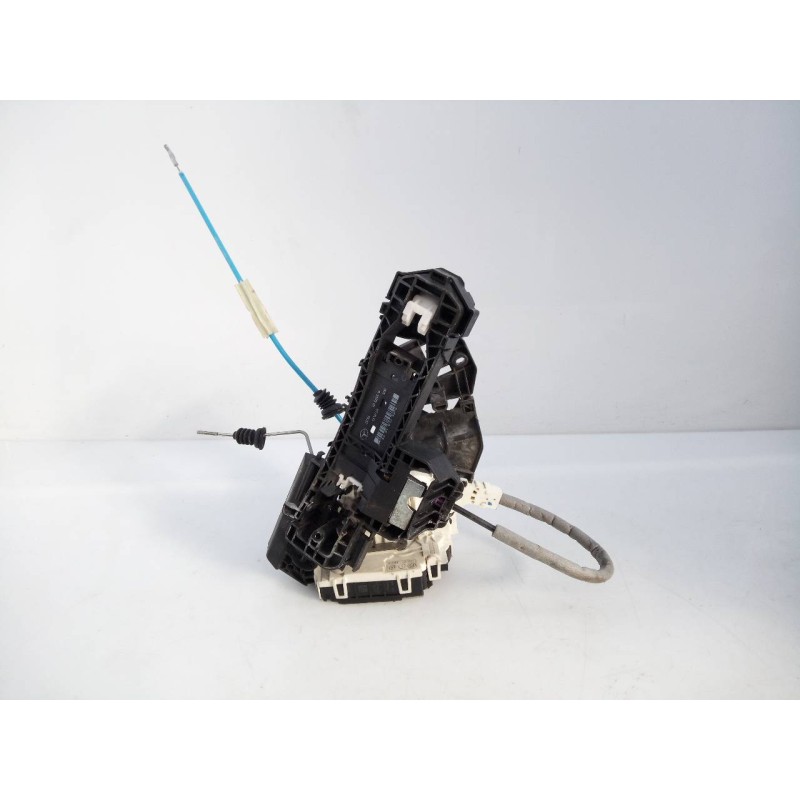 Recambio de cerradura puerta trasera derecha para mercedes-benz clase cla (w117) cla referencia OEM IAM A2047601634  E1-A2-32-2