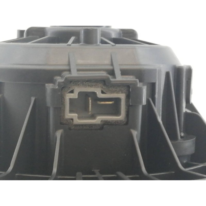 Recambio de ventilador calefaccion para kia carens ( ) drive referencia OEM IAM F00S3B2474  E3-A3-10-4