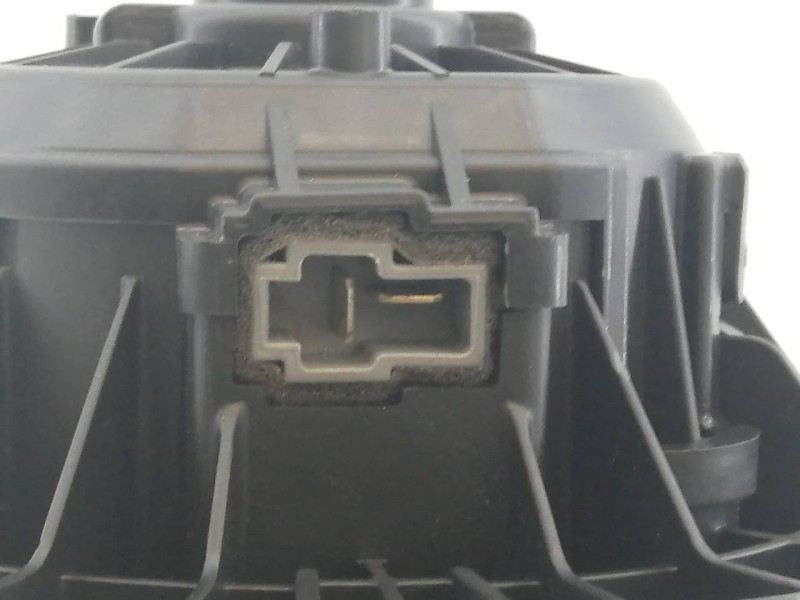 Recambio de ventilador calefaccion para kia carens ( ) drive referencia OEM IAM F00S3B2474  E3-A3-10-4