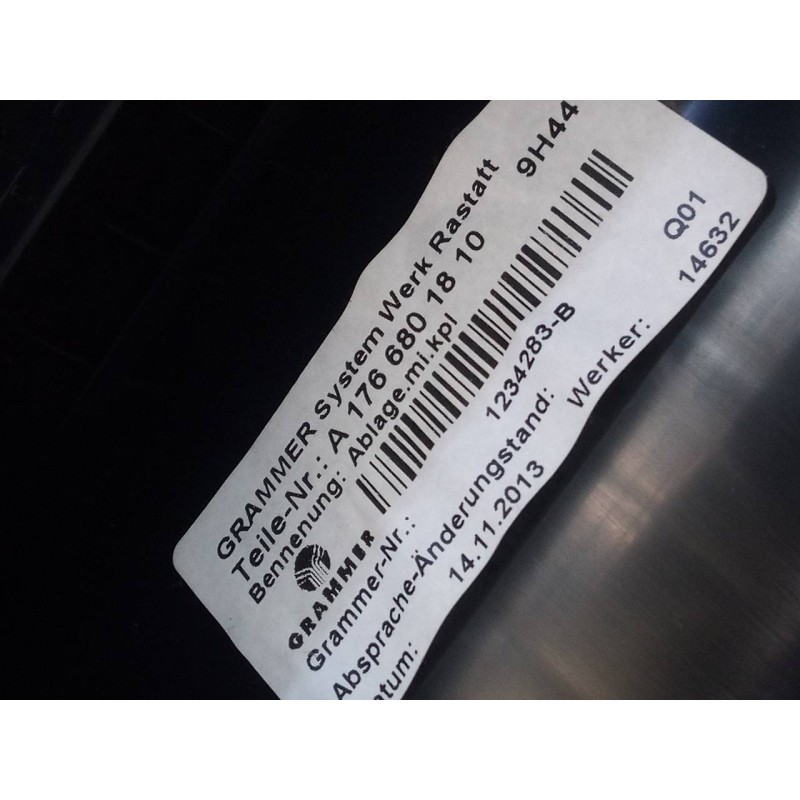 Recambio de consola central para mercedes-benz clase cla (w117) cla referencia OEM IAM A1766801810  P2-B3-17