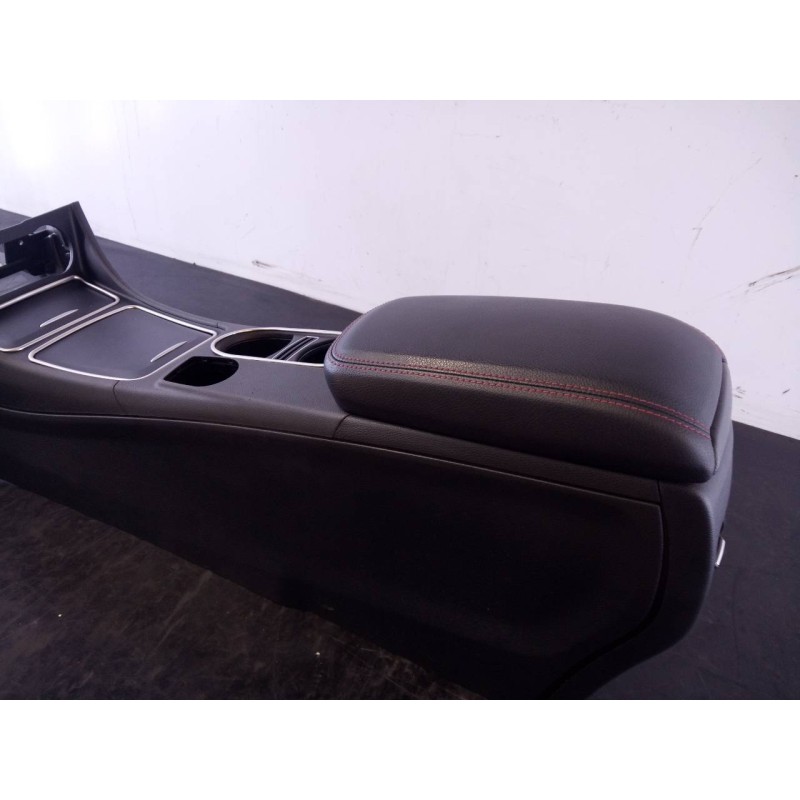 Recambio de consola central para mercedes-benz clase cla (w117) cla referencia OEM IAM A1766801810  P2-B3-17