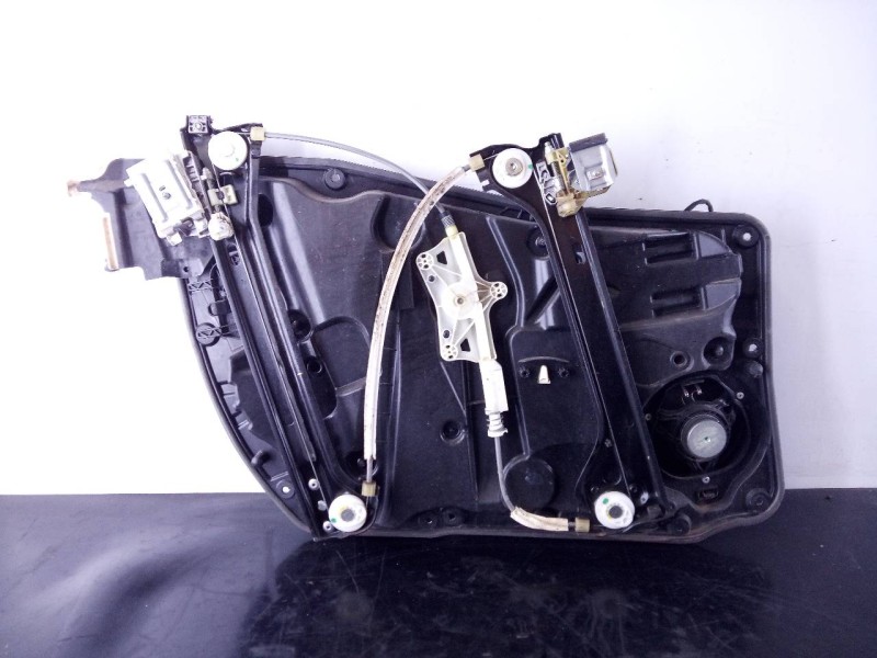 Recambio de elevalunas delantero derecho para mercedes-benz clase cla (w117) cla referencia OEM IAM A2078200642  