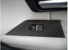 MANDO ELEVALUNAS TRASERO DERECHO 