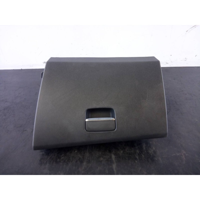 Recambio de guantera para mercedes-benz clase cla (w117) cla referencia OEM IAM 17668000919H68401332700317  P2-A2-12