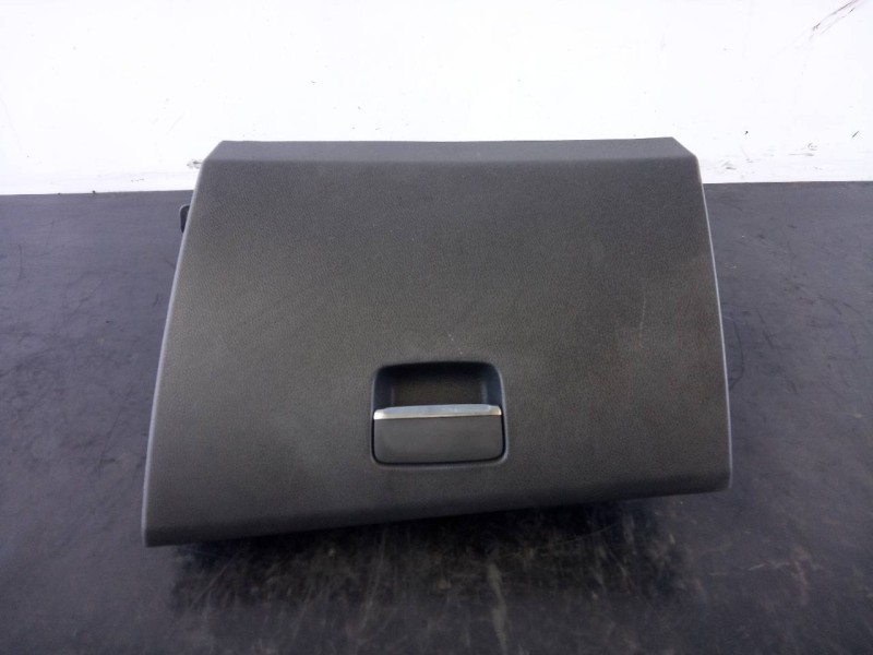 Recambio de guantera para mercedes-benz clase cla (w117) cla referencia OEM IAM 17668000919H68401332700317  P2-A2-12