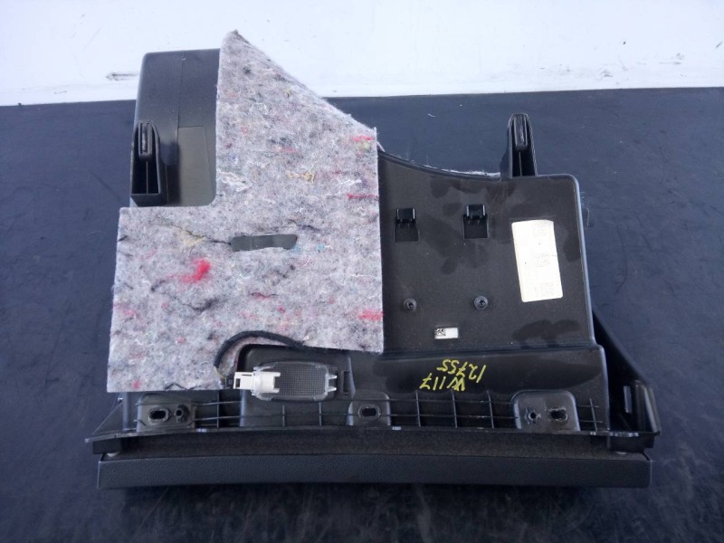 Recambio de guantera para mercedes-benz clase cla (w117) cla referencia OEM IAM 17668000919H68401332700317  P2-A2-12