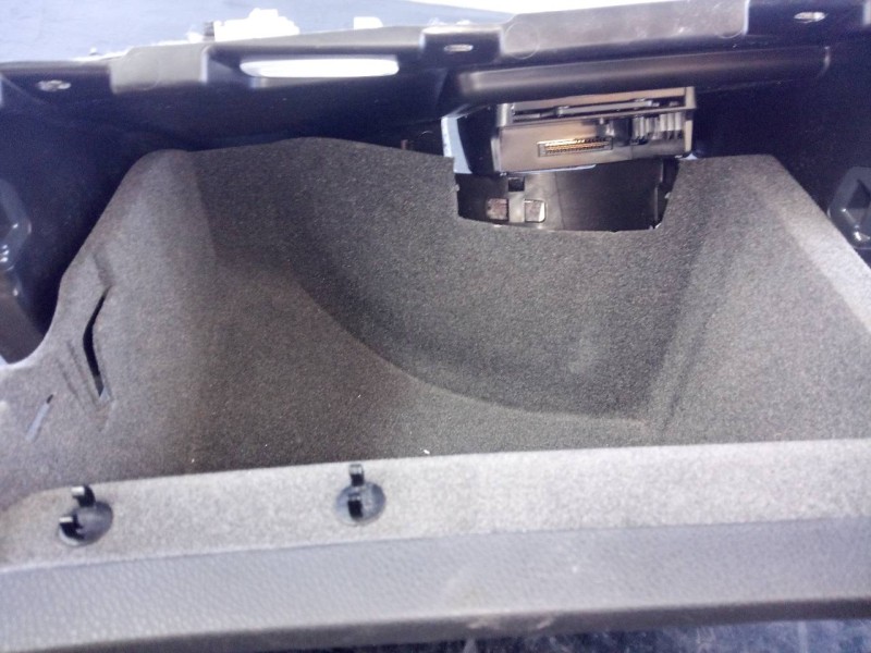 Recambio de guantera para mercedes-benz clase cla (w117) cla referencia OEM IAM 17668000919H68401332700317  P2-A2-12