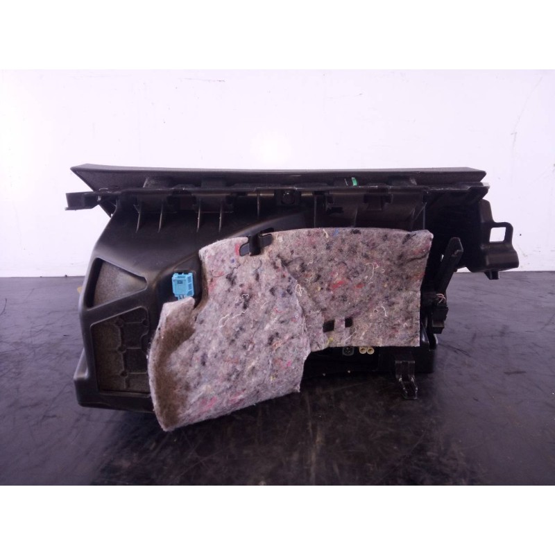 Recambio de guantera para mercedes-benz clase cla (w117) cla referencia OEM IAM 17668000919H68401332700317  P2-A2-12