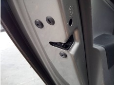 CERRADURA PUERTA TRASERA IZQUIERDA 