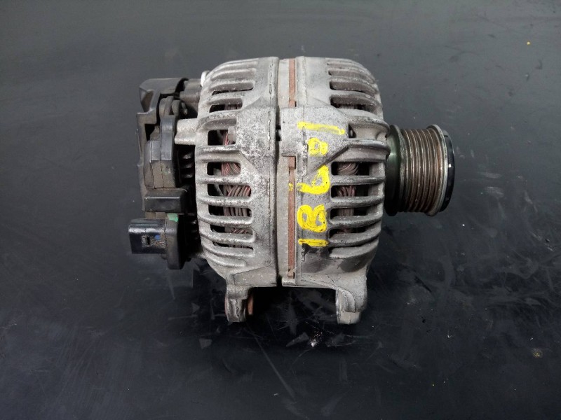 Recambio de alternador para seat ibiza sc (6j1) reference referencia OEM IAM 06F903023F  P3-A5-8-3