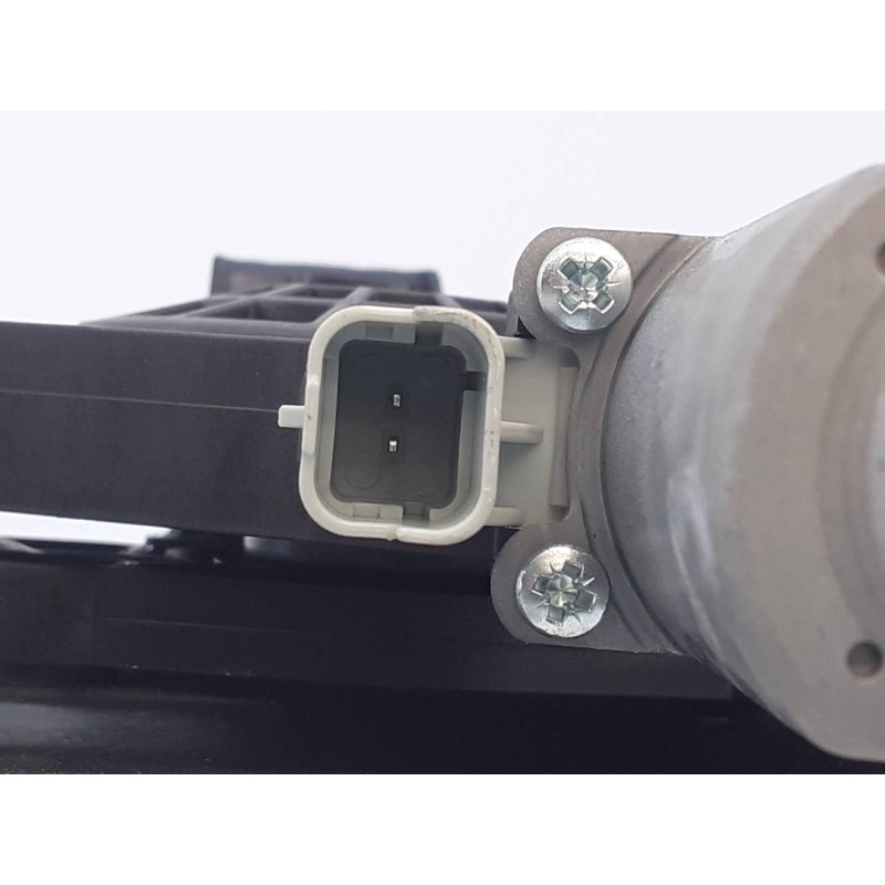 Recambio de elevalunas delantero derecho para nissan qashqai (j11) acenta referencia OEM IAM 807004EA0D  E2-A4-3-2