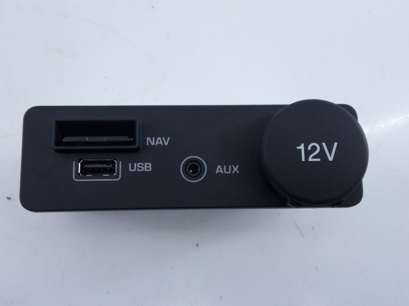 Recambio de sistema navegacion gps para land rover evoque pure referencia OEM IAM 17030603 00X225862 E3-B3-18-2