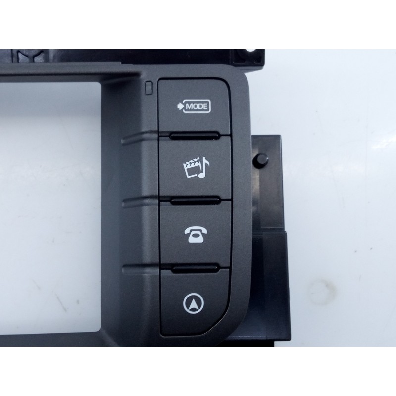 Recambio de sistema navegacion gps para land rover evoque pure referencia OEM IAM 17030603 00X225862 E3-B3-18-2