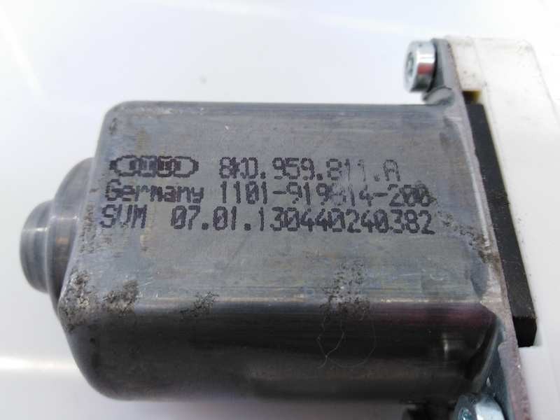 Recambio de motor elevalunas trasero derecho para porsche cayenne (typ 92aa) diesel platinum edition referencia OEM IAM 8K095981