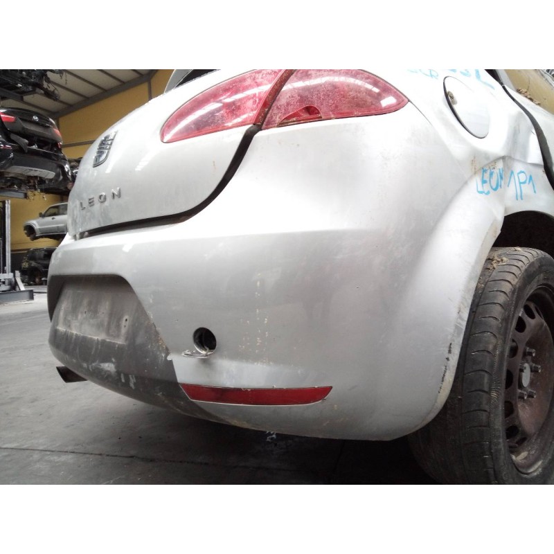 Recambio de paragolpes trasero para seat leon (1p1) reference referencia OEM IAM   