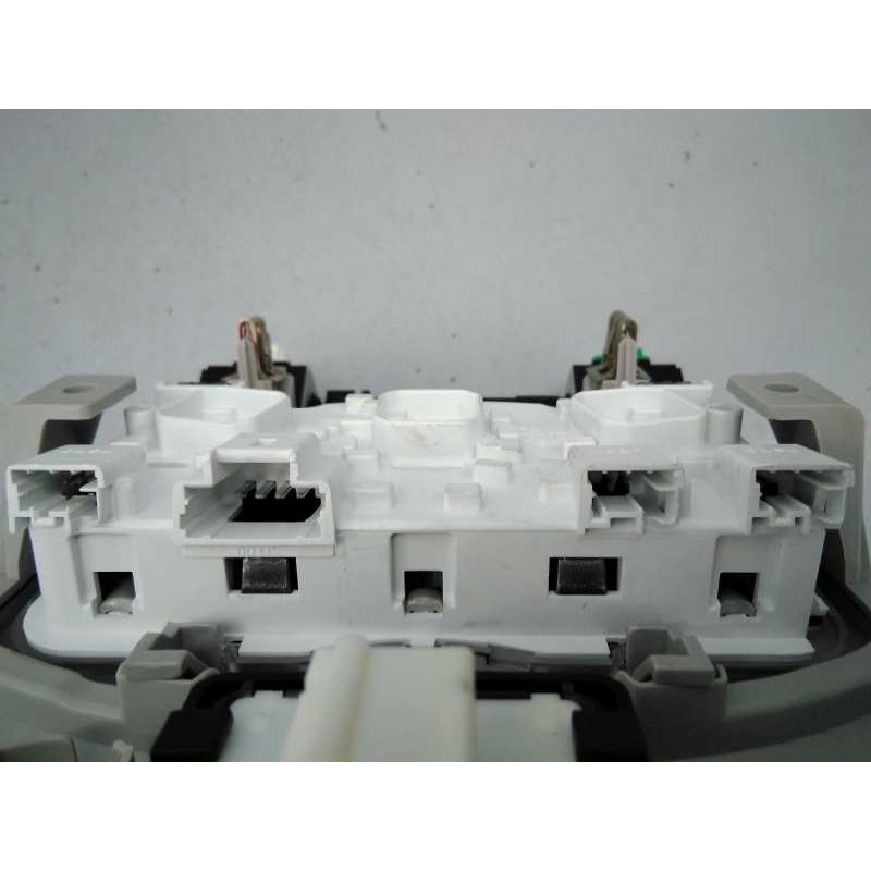 Recambio de luz interior para citroën c3 aircross shine referencia OEM IAM 9818840980  E3-B2-51-1