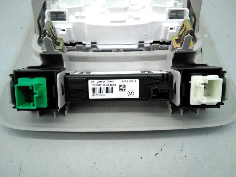 Recambio de luz interior para citroën c3 aircross shine referencia OEM IAM 9818840980  E3-B2-51-1