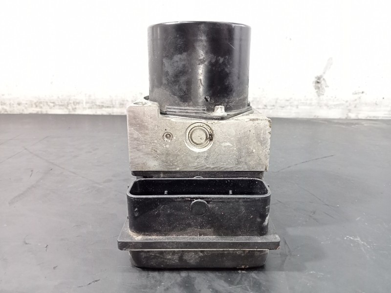 Recambio de abs para skoda fabia (5j2 ) young referencia OEM IAM 6R0614117C 0265231945 P3-A8-19-3