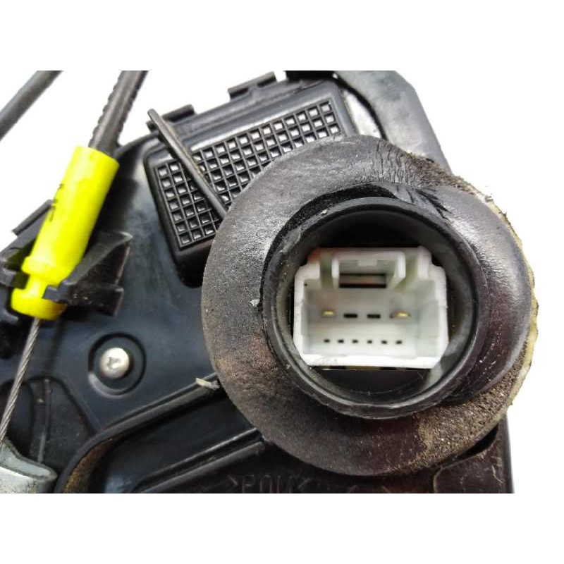 Recambio de cerradura puerta delantera derecha para toyota auris básico referencia OEM IAM   E2-B4-15-2