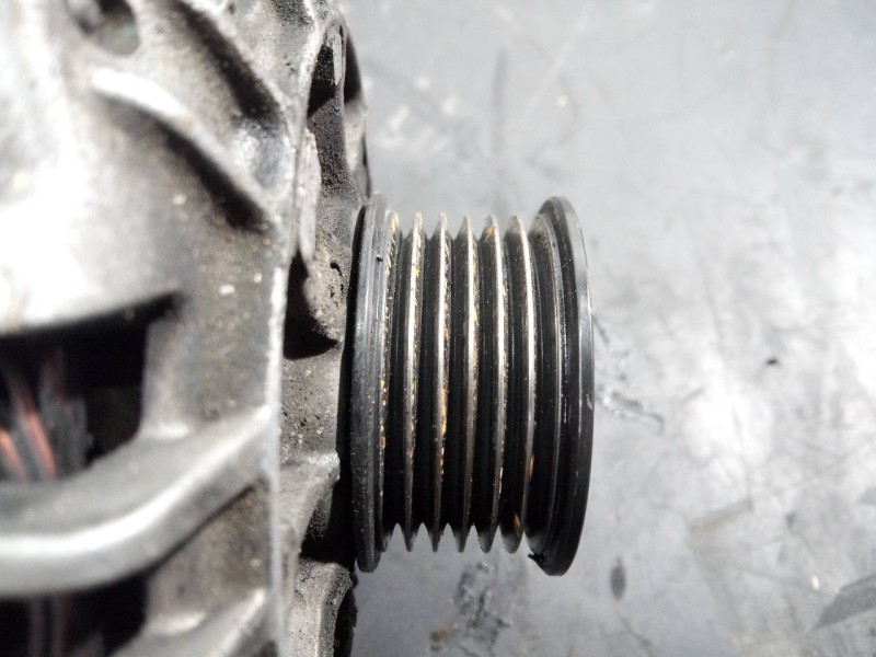 Recambio de alternador para skoda fabia (5j2 ) young referencia OEM IAM 03D903025J  P3-B5-13-3