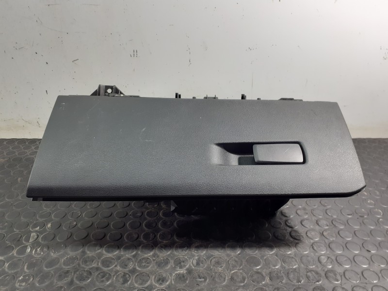 Recambio de guantera para bmw serie x1 (f48) sdrive18d referencia OEM IAM 6965758  P2-A2-4