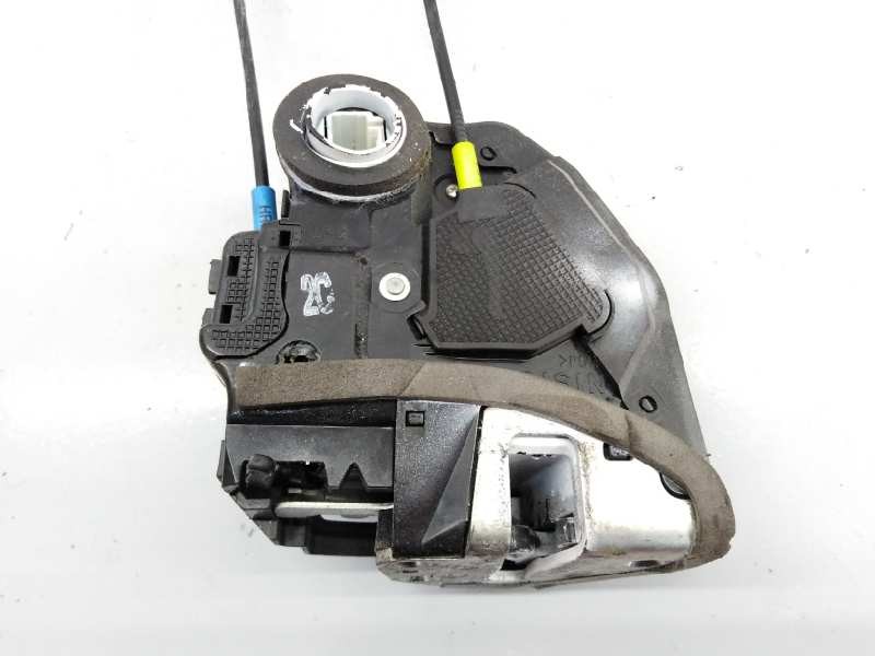 Recambio de cerradura puerta trasera derecha para toyota auris básico referencia OEM IAM   E2-B4-15-2