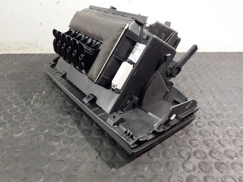 Recambio de guantera para bmw serie x1 (f48) sdrive18d referencia OEM IAM 6965758  P2-A2-4