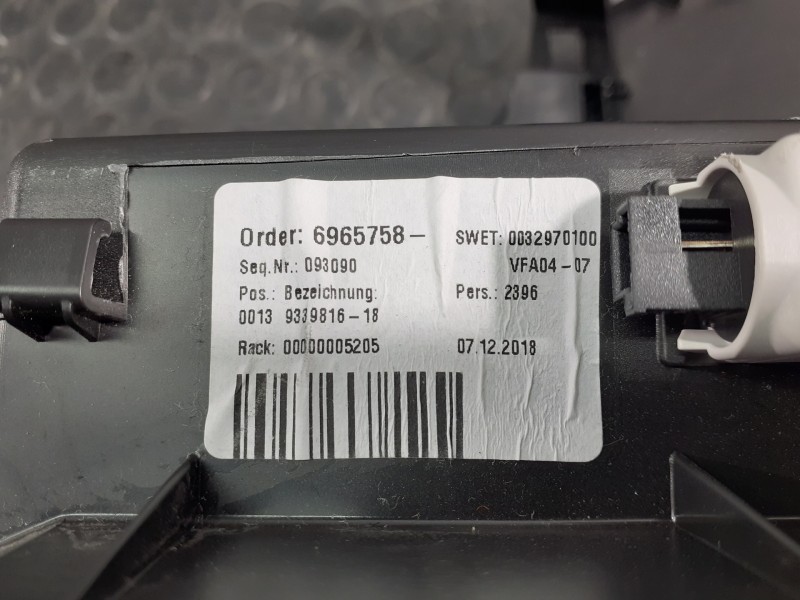 Recambio de guantera para bmw serie x1 (f48) sdrive18d referencia OEM IAM 6965758  P2-A2-4