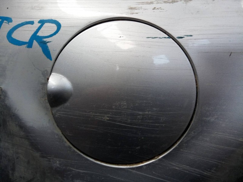 Recambio de tapa exterior combustible para seat leon (1p1) reference referencia OEM IAM   