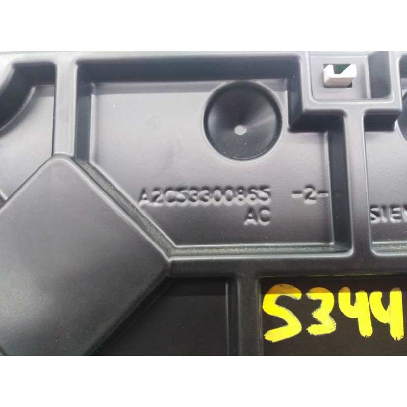 Recambio de cuadro instrumentos para toyota auris básico referencia OEM IAM 838000ZC80 A2C53300855 E2-B4-9-1