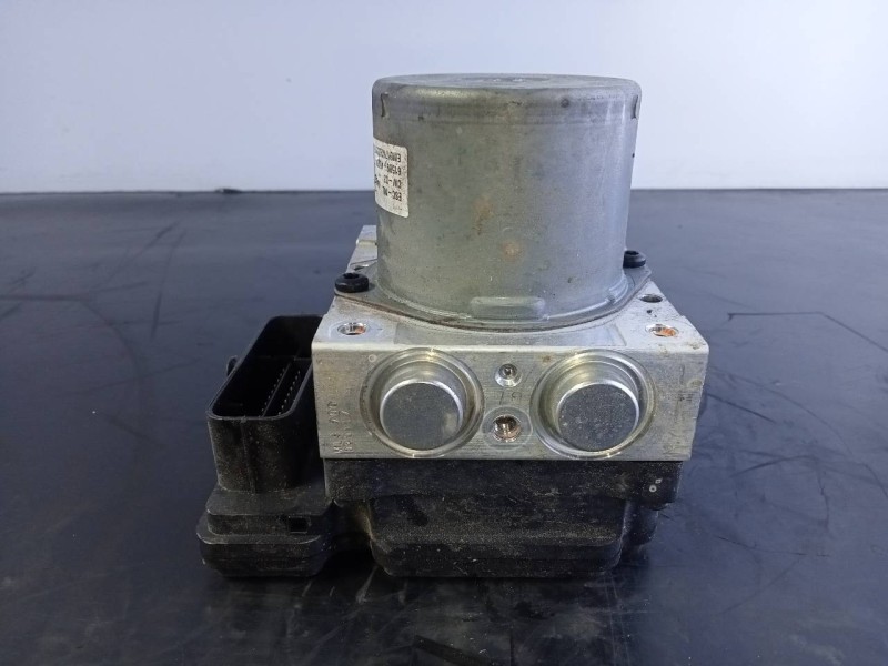 Recambio de abs para hyundai i20 trend referencia OEM IAM 58900C8250 10R036227 P3-B8-27-2