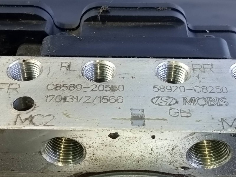 Recambio de abs para hyundai i20 trend referencia OEM IAM 58900C8250 10R036227 P3-B8-27-2