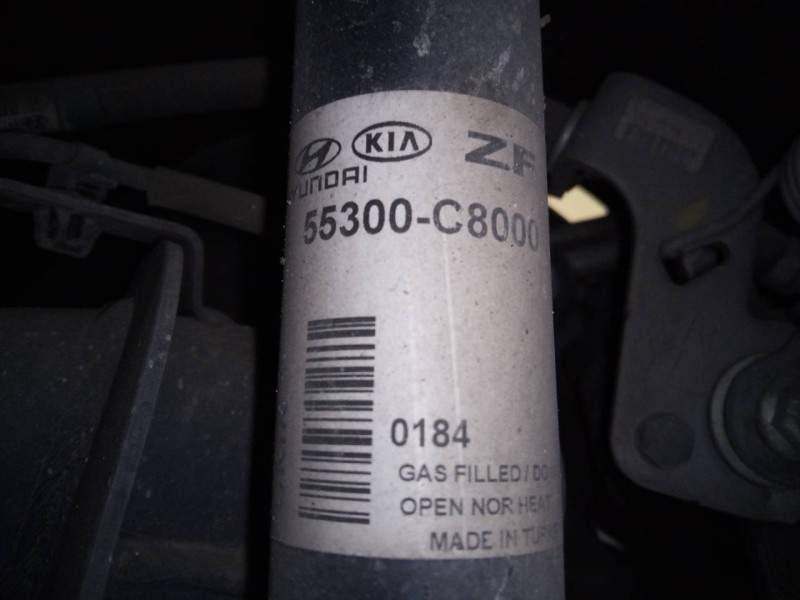Recambio de amortiguador trasero derecho para hyundai i20 trend referencia OEM IAM 55300C8000  