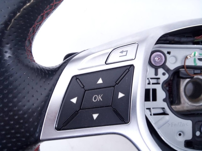 Recambio de volante para mercedes-benz clase cla (w117) cla referencia OEM IAM A1724601803  E1-A2-43-1