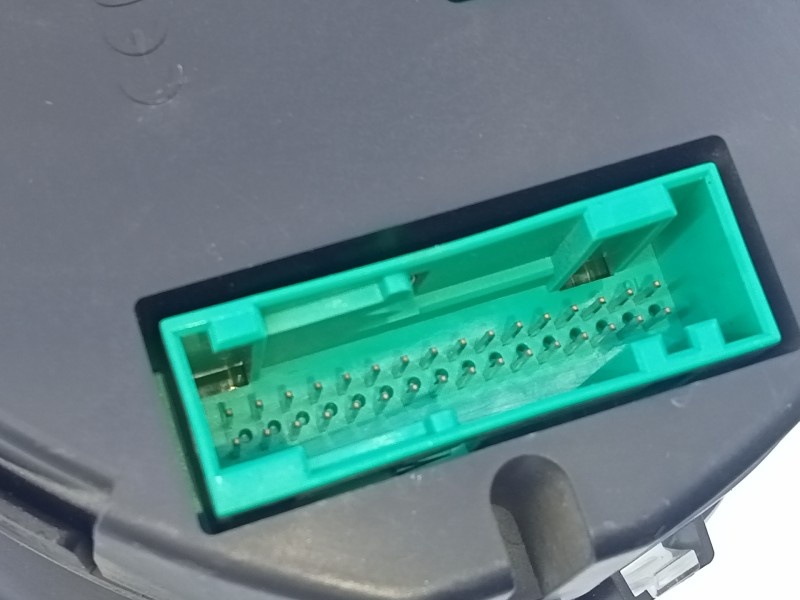 Recambio de cuadro instrumentos para skoda fabia (5j2 ) young referencia OEM IAM 5J0920810B  E2-A1-32-3