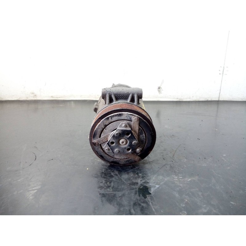 Recambio de compresor aire acondicionado para renault megane ii berlina 5p dynamique referencia OEM IAM 8200457418 12055161901C 