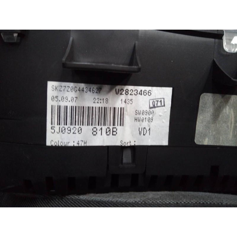 Recambio de cuadro instrumentos para skoda fabia (5j2 ) young referencia OEM IAM 5J0920810B  E2-A1-32-3