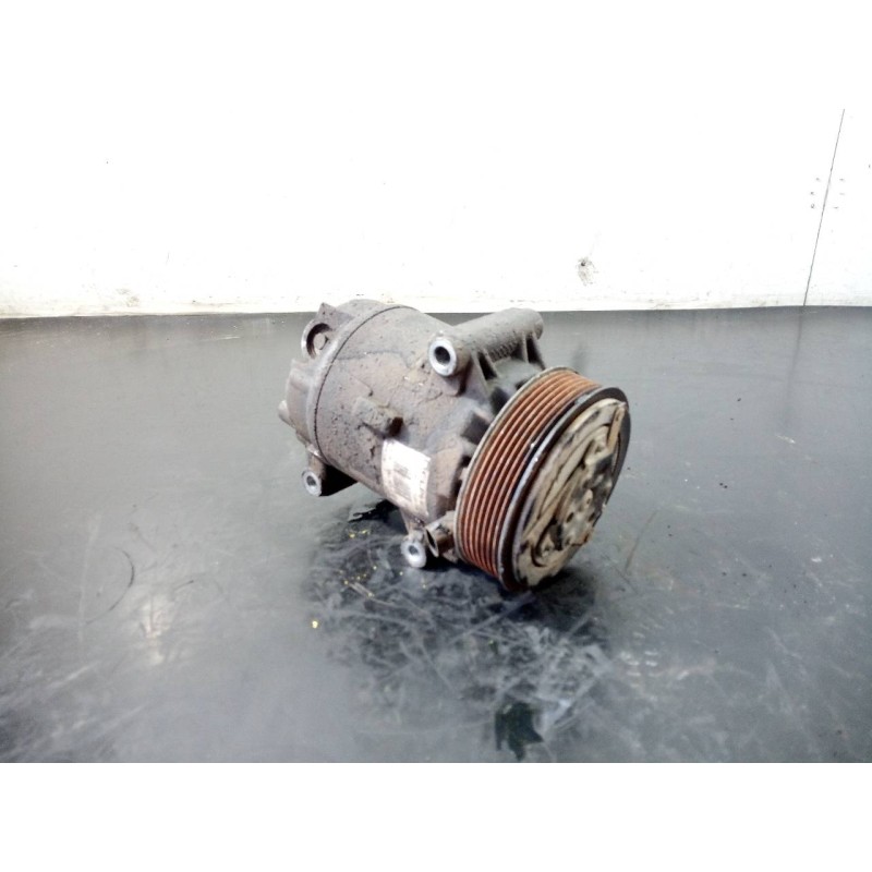 Recambio de compresor aire acondicionado para renault megane ii berlina 5p dynamique referencia OEM IAM 8200457418 12055161901C 