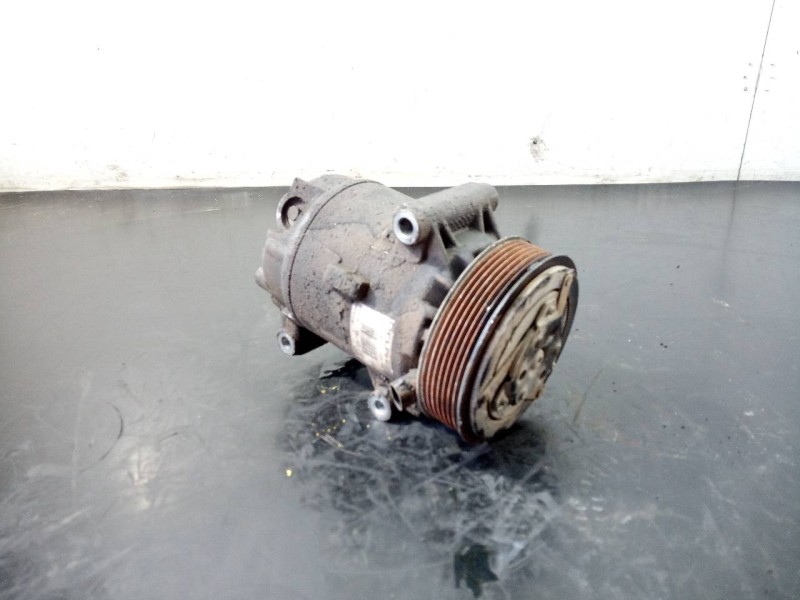 Recambio de compresor aire acondicionado para renault megane ii berlina 5p dynamique referencia OEM IAM 8200457418 12055161901C 