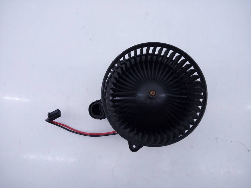 Recambio de ventilador calefaccion para mercedes-benz cla-klasse (bm 118) cla 45 s amg 4matic (118.354) referencia OEM IAM A2478
