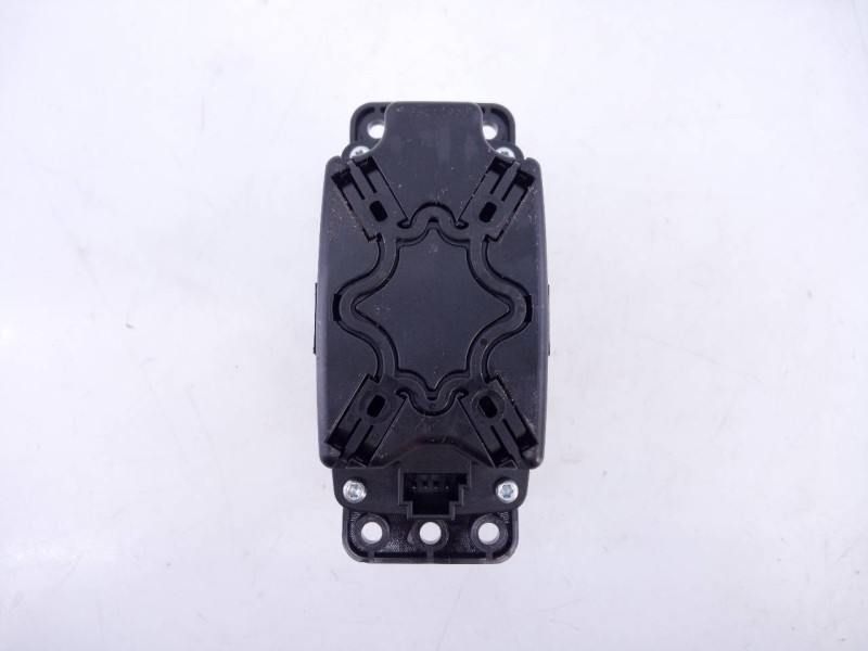 Recambio de sistema navegacion gps para mercedes-benz clase cla (w117) cla referencia OEM IAM A2469001206 A2469000112 E3-A1-28-3