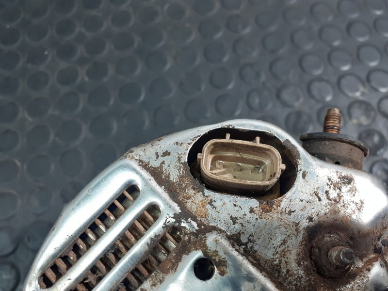 Recambio de alternador para toyota land cruiser (j10) td vx referencia OEM IAM   P3-B5-4-1