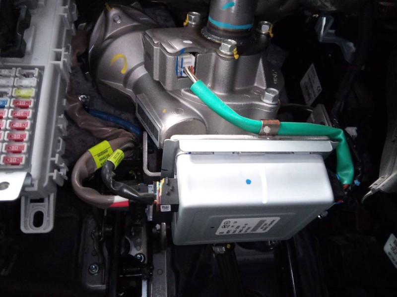 Recambio de columna direccion para hyundai i20 trend referencia OEM IAM 56345C8000  