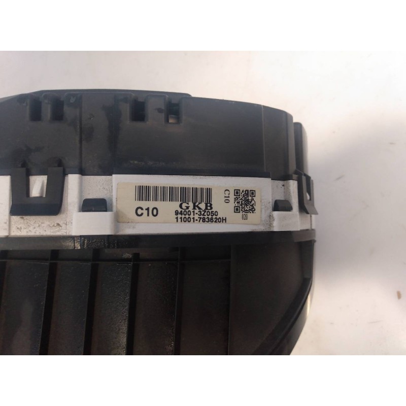 Recambio de cuadro instrumentos para hyundai i40 tecno blue referencia OEM IAM 940013Z050 11001783620H E3-A3-33-3