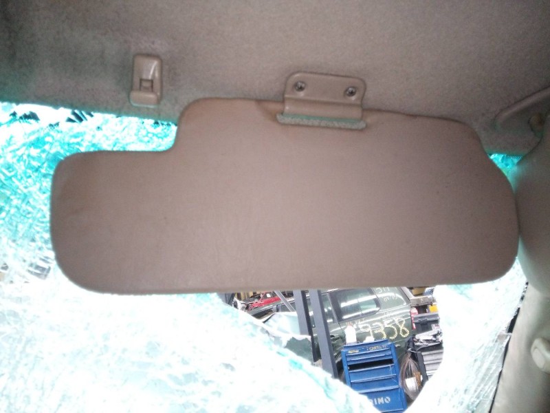 Recambio de parasol derecho para toyota land cruiser (j10) td vx referencia OEM IAM   