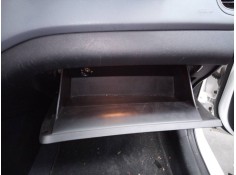 Recambio de guantera para hyundai i20 trend referencia OEM IAM    2